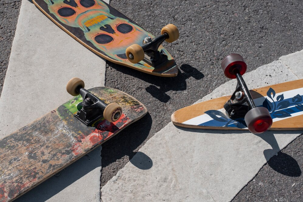 Zooming Through Kiwi Land: A Deep Dive into Evolve Skateboards NZ